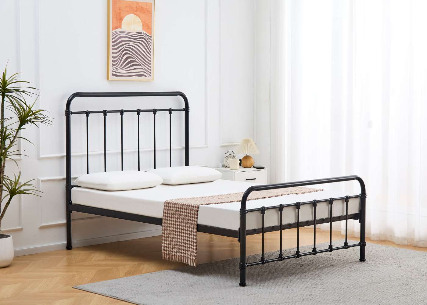 Melton Bed - Black