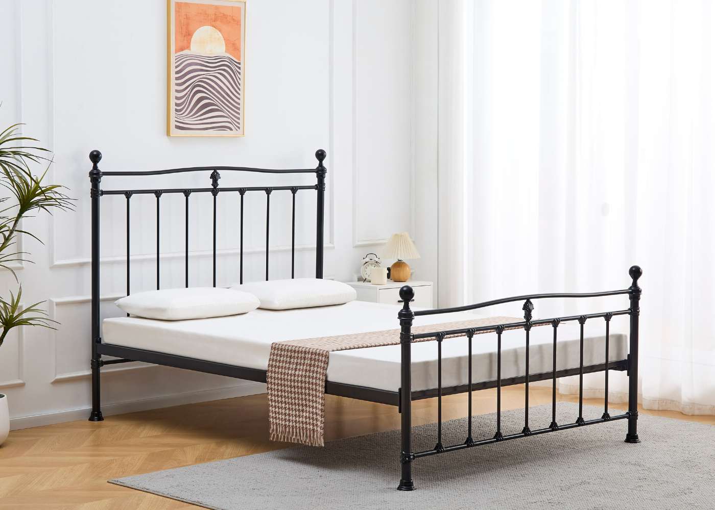 Tunstall Bed - Black